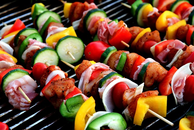 Hızlı Karışık Sebze Salatası